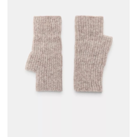 Zara Womens Collection Short Knit Mittens Sand - Picture 3 of 4